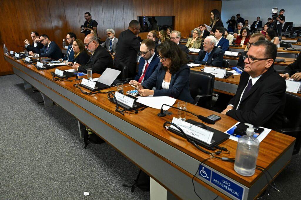 Radialistas avançam em Brasília: apoio à aprovação da Identidade Nacional